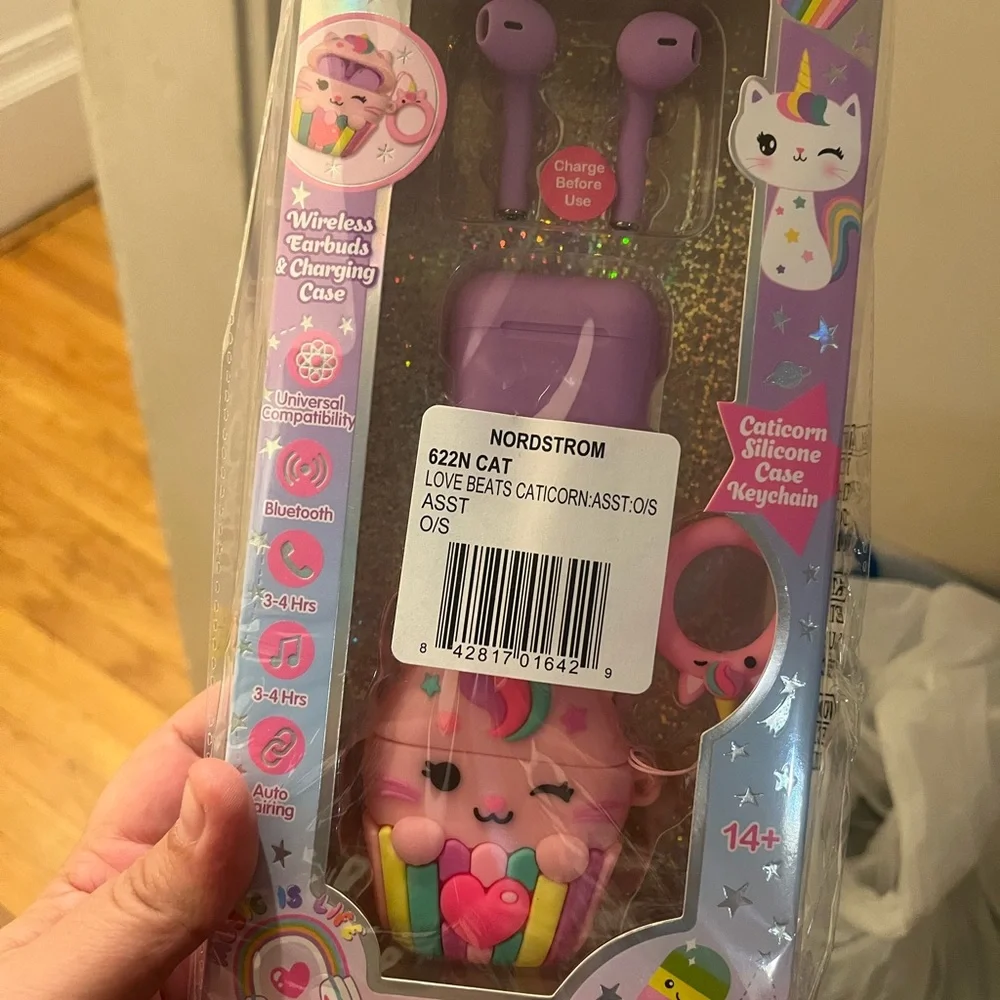 Caticorn Wireless Earbuds with Charging Case and keychain love beats